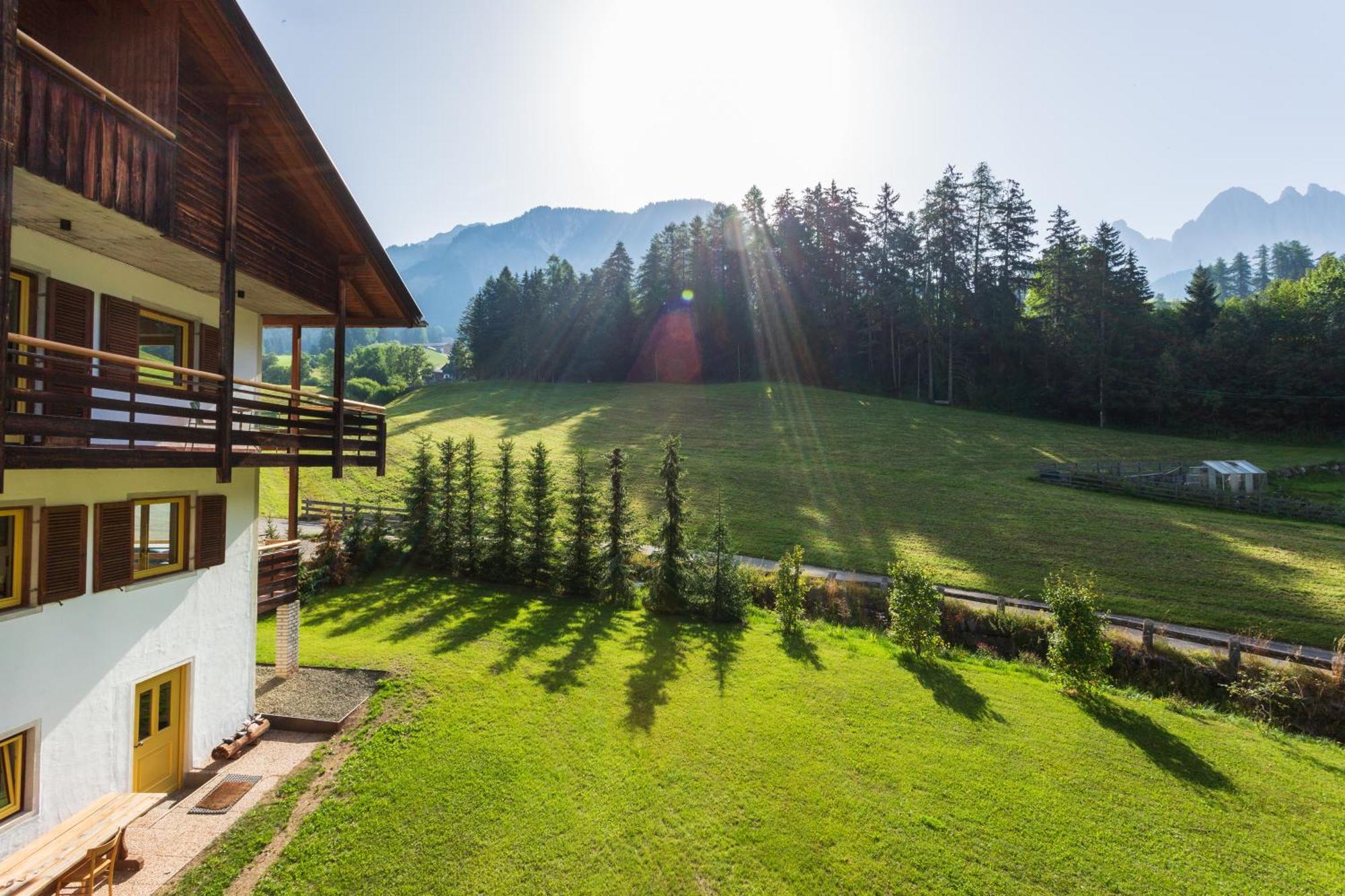 Miraodle Apartments Фунес Экстерьер фото
